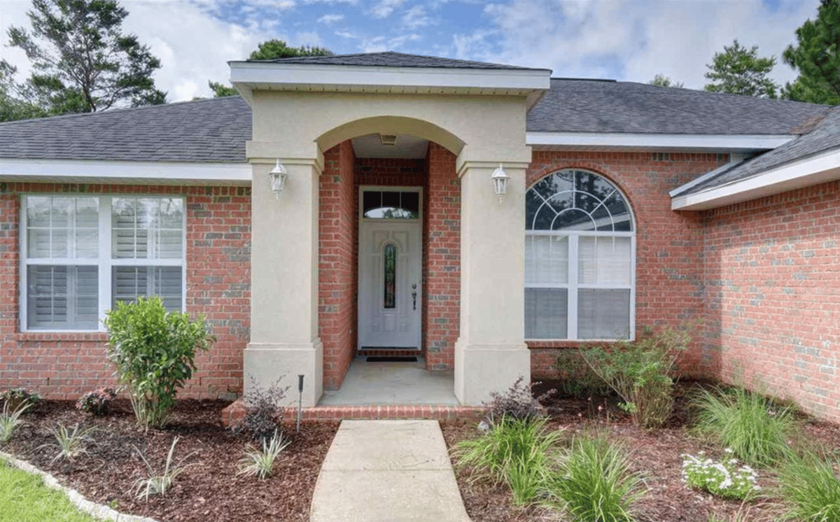 Take a Tour of 3 Homes for Sale Near Hurlburt Field, Florida